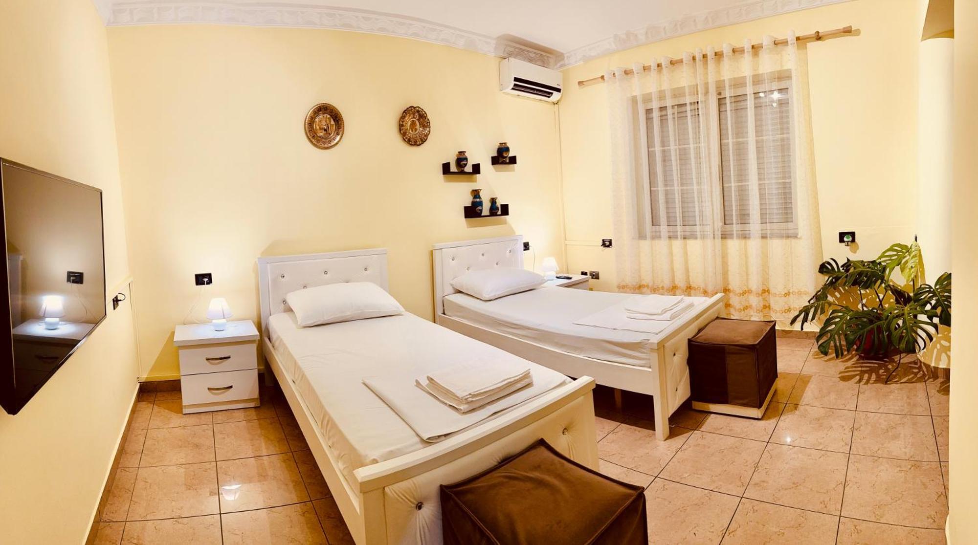 Fun House Serenity Apartment Tirana Exterior foto