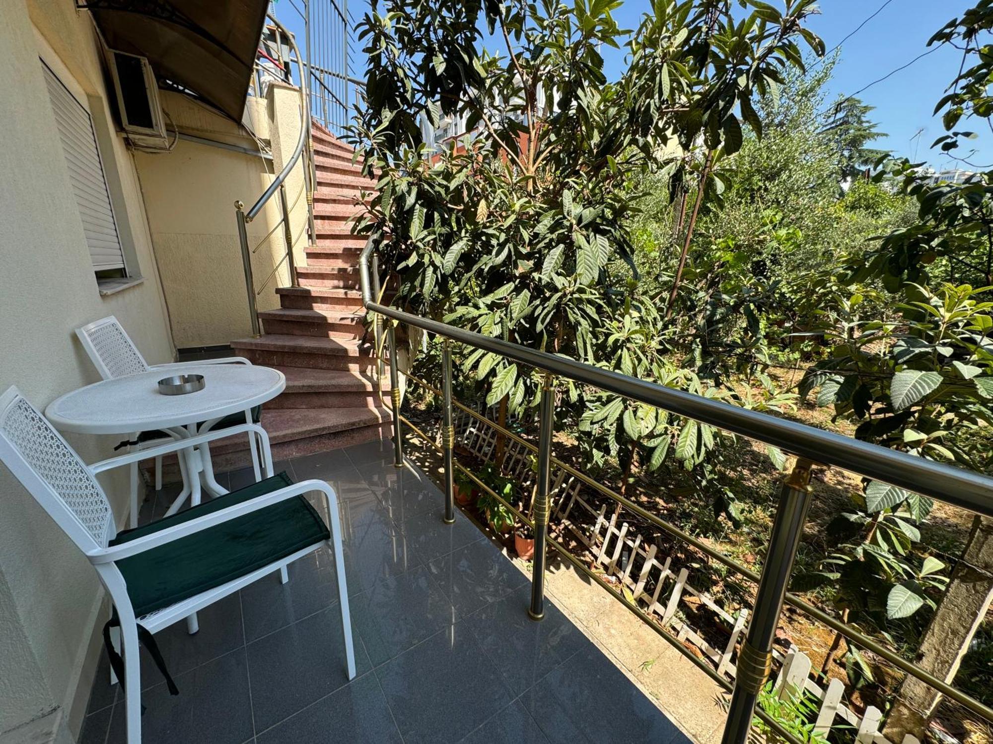 Fun House Serenity Apartment Tirana Exterior foto